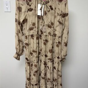 NWT Floral Flowy Maxi Dress